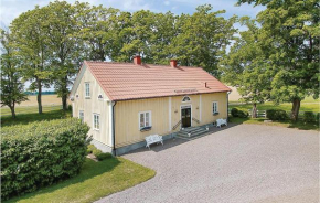 Three-Bedroom Holiday Home in Motala